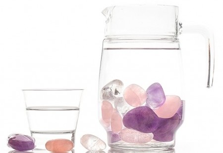 Elixir de cristais: saiba o que é, para que serve, e como se prepara