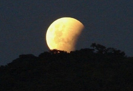 O que é um eclipse lunar?