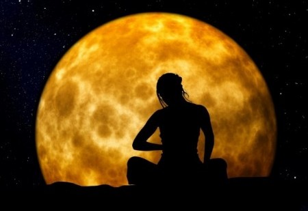 Ritual para recarregar energias na Lua Cheia