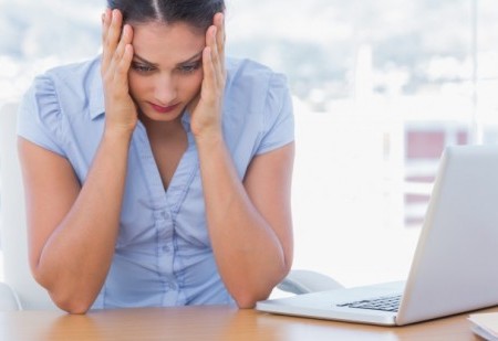 Está a ter um dia difícil no trabalho? Esta oração vai ajudá-lo a manter a coragem!